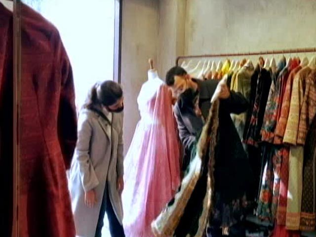 Natural Beauty Secrets And Wedding Shopping With A Pandemic Bride