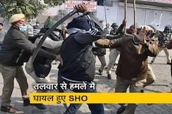 सिंघु बॉर्डर पर हुआ बवाल, चली तलवार सिंघु बॉर्डर पर हुआ बवाल, चली तलवार