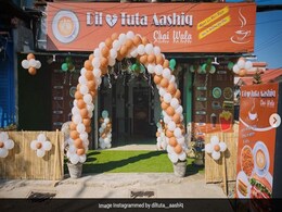 ब्रेकअप हुआ तो शख्स ने खोल लिया ‘दिल टूटा आशिक- चाय वाला’ रेस्टोरेंट, बोला- प्यार से बेहतर है चाय ब्रेकअप हुआ तो शख्स ने खोल लिया ‘दिल टूटा आशिक- चाय वाला’ रेस्टोरेंट, बोला- प्यार से बेहतर है चाय