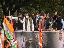 अमेठी में राहुल गांधी की पदयात्रा के जरिए बीजेपी पर हल्ला बोल, चुनाव हारने के बाद यह दूसरा दौरा अमेठी में राहुल गांधी की पदयात्रा के जरिए बीजेपी पर हल्ला बोल, चुनाव हारने के बाद यह दूसरा दौरा