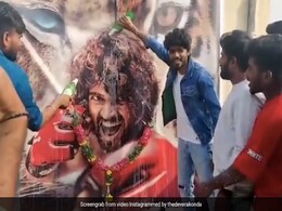 Vijay Deverakonda's <I>Liger</I> First Look Welcomed With Milk Showers: "Scenes Of Celebrations Moved Me" Vijay Deverakonda's <I>Liger</I> First Look Welcomed With Milk Showers: "Scenes Of Celebrations Moved Me"