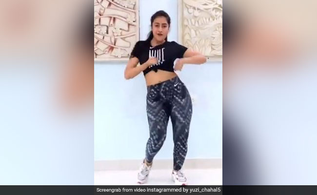 धनाश्री वर्मा ने 'मुझसे शादी करोगी' गाने पर डांस से मचाया तहलका, देखें थ्रोबैक Video