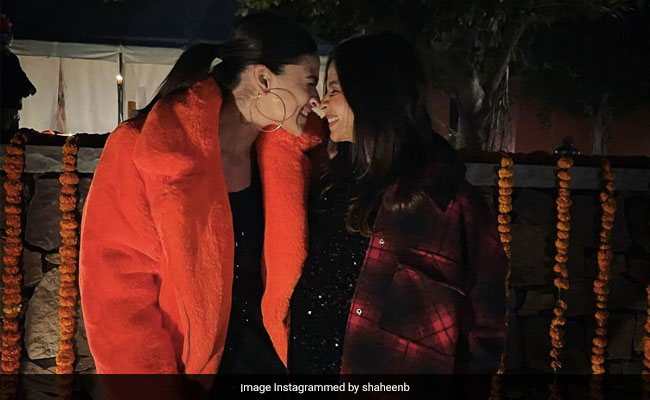 New Year पर आलिया भट्ट की बहन शाहिन ने शेयर की क्यूट सी फोटो, लिखा- आने वाला साल खुशी से भरा हो