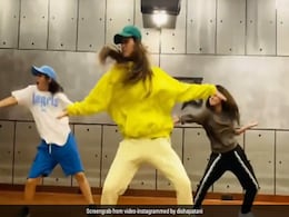 दिशा पटानी ने कूल अंदाज में किया बेहतरीन डांस, बार-बार देखा जा रहा Video दिशा पटानी ने कूल अंदाज में किया बेहतरीन डांस, बार-बार देखा जा रहा Video