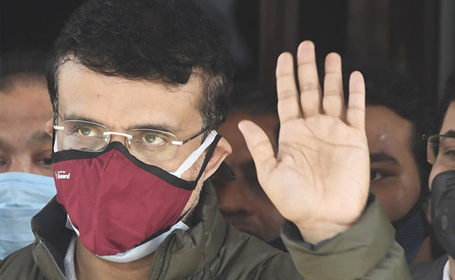 एंजियोप्लास्टी के बाद सौरव गांगुली की हालत स्थिर, प्राइवेट वार्ड में शिफ्ट किया गया एंजियोप्लास्टी के बाद सौरव गांगुली की हालत स्थिर, प्राइवेट वार्ड में शिफ्ट किया गया