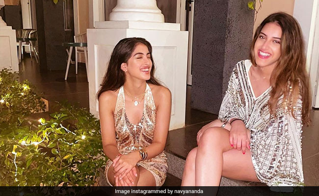 नव्या नंदा ने नए साल के मौके पर शेयर कीं Photos, स्टाइलिश अंदाज में आईं नजर