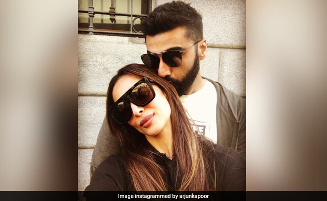 मलाइका अरोड़ा ने बॉयफ्रेंड अर्जुन कपूर के लिए बनाया खाना तो एक्टर ने यूं दिया रिएक्शन...