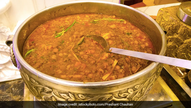 High-Protein Diet: <i>Hara Chana (Cholia) Masala</i> Is Ideal For Winters (Recipe Inside)