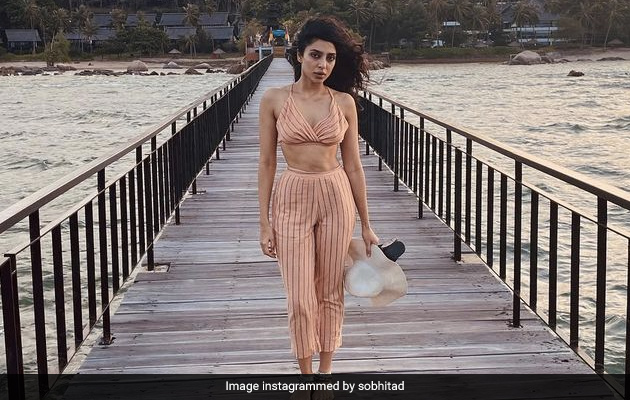 Sobhita Dhulipala's "Island Life" Pics Are <i>Made In Heaven</i>