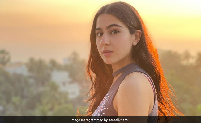 Poetess Sara Ali Khan's Latest Pic Is All About Sunsets