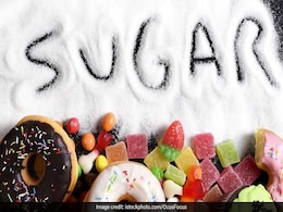 Eating Too Much Sugar Signs: शरीर में दिखने लगे हैं ये 5 लक्षण तो शुगर खाने पर आज से ही लगा दें लगाम Eating Too Much Sugar Signs: शरीर में दिखने लगे हैं ये 5 लक्षण तो शुगर खाने पर आज से ही लगा दें लगाम