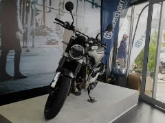 Made-in-India Husqvarna Svartpilen 401, Vitpilen 401 Launched In Malaysia