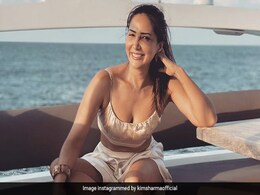 Kim Sharma Sums Up Pre-Birthday Feels With Throwback To Maldives Kim Sharma Sums Up Pre-Birthday Feels With Throwback To Maldives