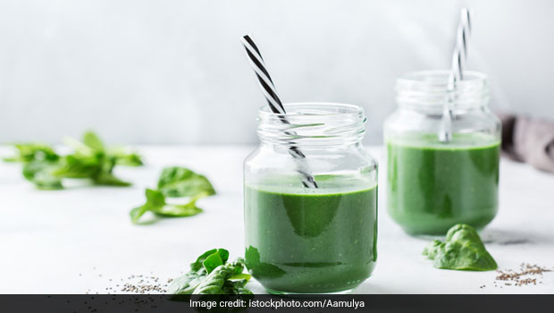 How To Make Papaya Leaf Juice To Increase Blood Platelets, Improve Digestion And Manage Diabetes