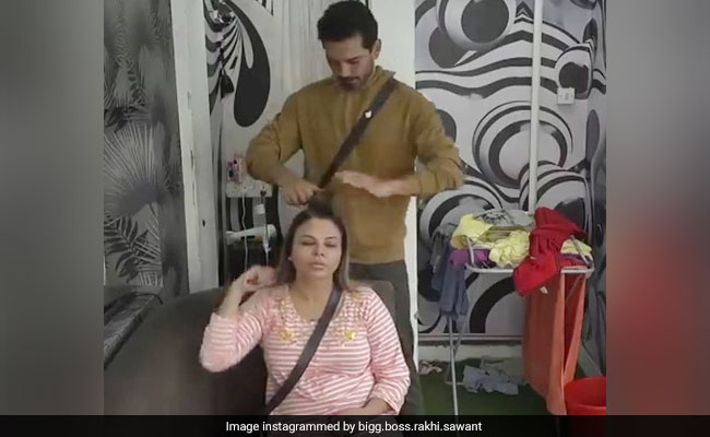 राखी सावंत ने अभिनव शुक्ला को खुलेआम दी धमकी, बोलीं- मैं तुम्हारा जीना हराम कर दूंगी...देखें Video