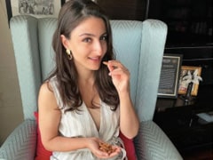 Exclusive: Soha Ali Khan Reveals Her Daily Diet, Skin Care Secrets, Favourite Snacks And More! Exclusive: Soha Ali Khan Reveals Her Daily Diet, Skin Care Secrets, Favourite Snacks And More!