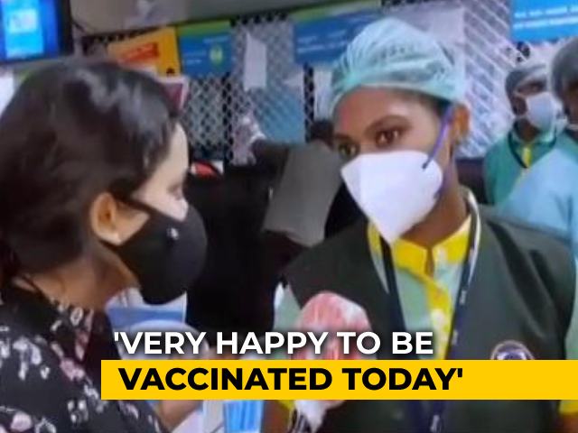 Hospital Ward Attendant Nagaratna Gets First Covid Vaccine Shot In Karnataka