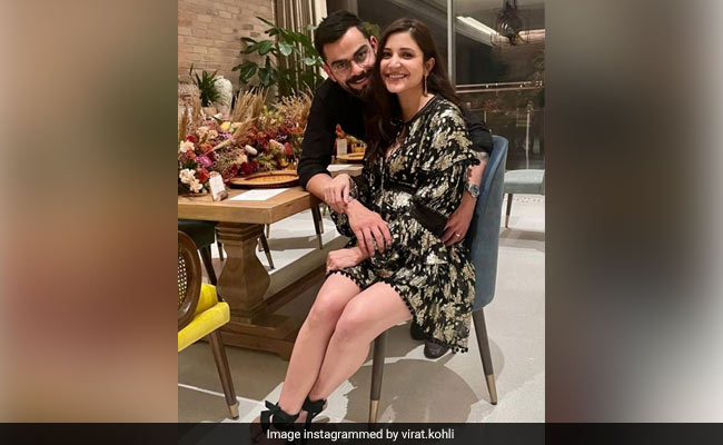 A New Year-Special Post Featuring Anushka Sharma, Virat Kohli And Friends