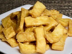 Makar Sankranti 2022: Watch The Recipe Video To Make Festive-Special Gur Para Makar Sankranti 2022: Watch The Recipe Video To Make Festive-Special Gur Para