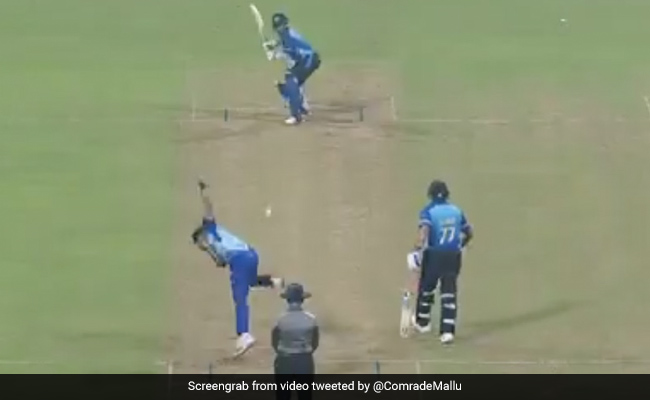 Syed Mushtaq Ali Trophy: एक मिनट के Video में देखें मोहम्मद अजहरुद्दीन का दबदबा, 37 गेंदों में ठोक डाला शतक