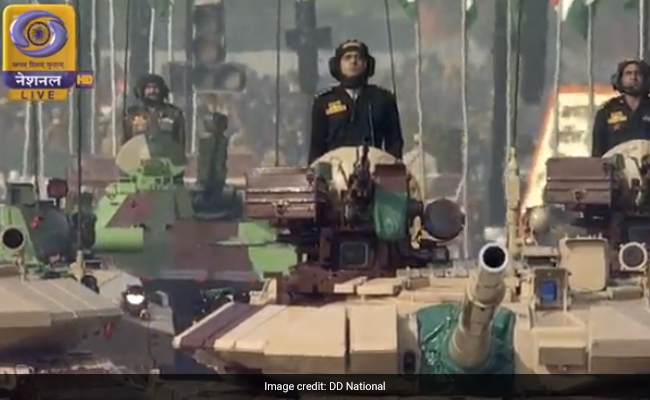 Republic Day 2021: राजपथ पर दिखी देश के शौर्य और संस्कृति की झलक, राफेल ने भी दिखाई ताकत