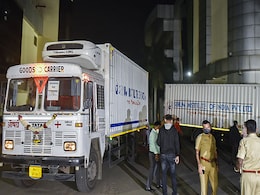 ट्रांसपोर्टरों को TDS हटाने की लंबे वक्त से लटकी मांग बजट में पूरी होने की आस, विशिष्ट दर्जा भी मांगा ट्रांसपोर्टरों को TDS हटाने की लंबे वक्त से लटकी मांग बजट में पूरी होने की आस, विशिष्ट दर्जा भी मांगा