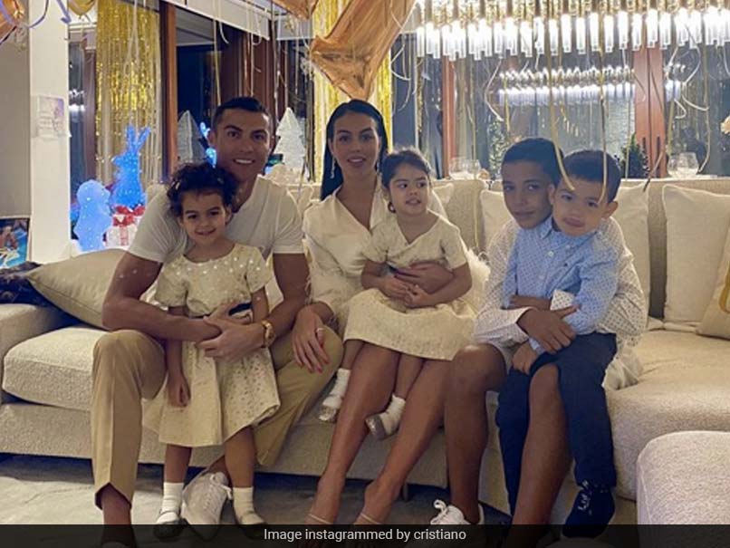 Happy New Year 2021: Cristiano Ronaldo, Sachin Tendulkar Lead Wishes As Sportspersons Welcome 2021