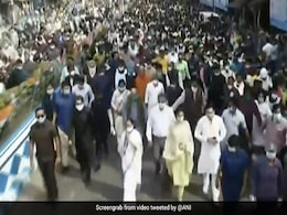 "नेताजी का कोई स्मारक क्यों नहीं?" प्रधानमंत्री के दौरे से पहले ममता बनर्जी ने बोला हमला "नेताजी का कोई स्मारक क्यों नहीं?" प्रधानमंत्री के दौरे से पहले ममता बनर्जी ने बोला हमला