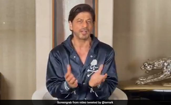 "See You On The Big Screen In 2021": Shah Rukh Khan Leaves Fans Excited With His New Year-Special Clip