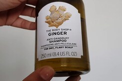 Beauty Review: The Body Shop Ginger Anti-Dandruff Shampoo Beauty Review: The Body Shop Ginger Anti-Dandruff Shampoo
