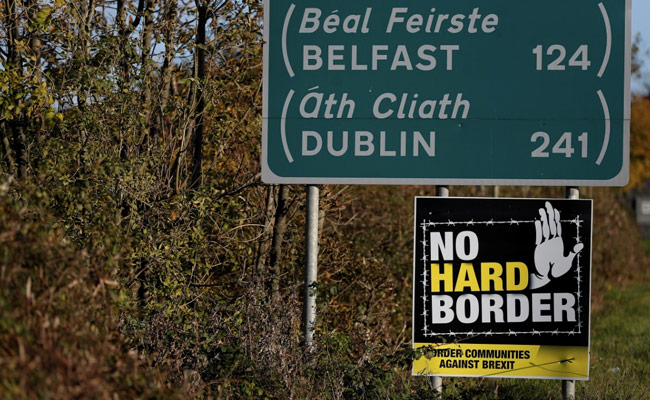 UK Says It Expects No Vaccine Interruption After EU Admits "Blunder"