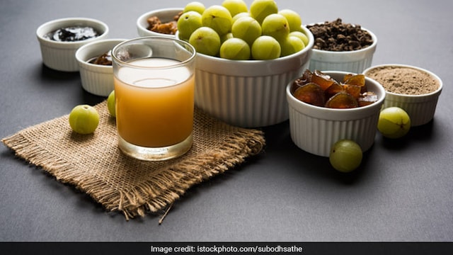 Amla sherbet can provide you with your daily dose of Vitamin C