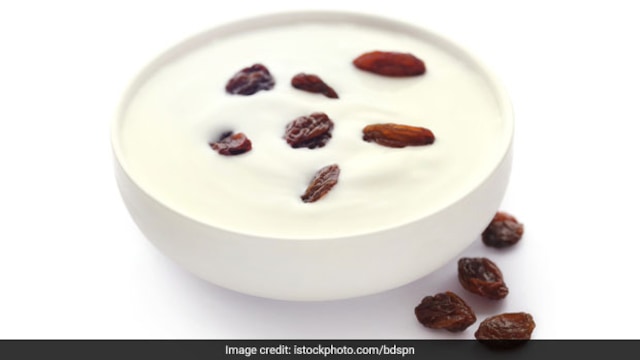 Curd and raisins can help boost your gut health
