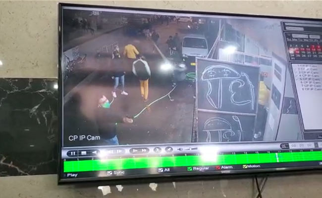 दिल्ली मे ट्रेवल कंपनी के दफ्तर पर बदमाशों ने की फायरिंग