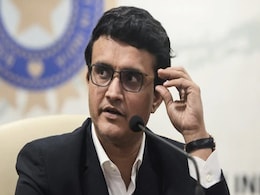 सौरव गांगुली ने दिए नई पारी शुरू करने के संकेत, ट्वीट से अटकलें तेज सौरव गांगुली ने दिए नई पारी शुरू करने के संकेत, ट्वीट से अटकलें तेज