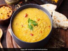 Sunday Brunch: How To Make Dhaba-Style Dal Fry And Tandoori Roti For Hearty Feast Sunday Brunch: How To Make Dhaba-Style Dal Fry And Tandoori Roti For Hearty Feast
