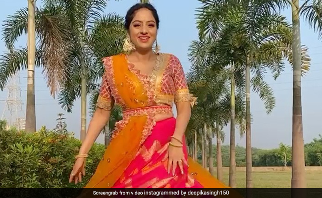 Deepika Singh ने पिंक कलर का लहंगा पहन गार्डन में यूं किया डांस, शेयर किया Video