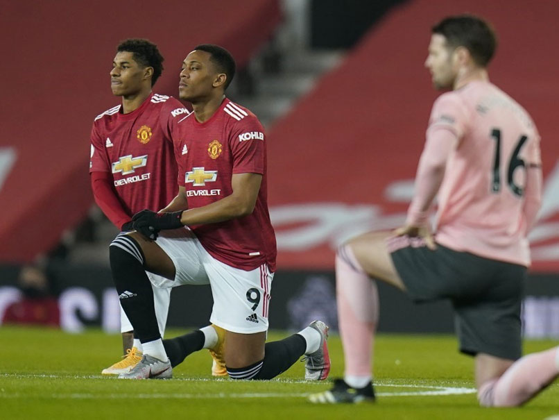 Football Chiefs Demand Twitter, Facebook Tackle "Havens Of Abuse"