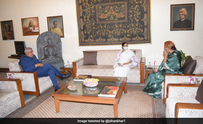 Mamata Banerjee Meets Governor; New Year Courtesy Call, Say Officials