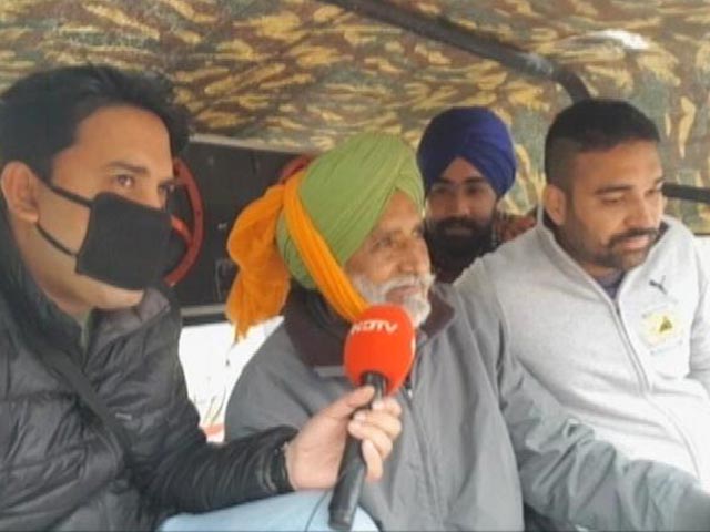 Farmers Converging Towards Delhi For Tractor March