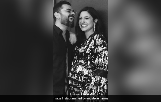 New Year 2021: Mom-To-Be Anushka Sharma Looks Super Cute In These Pics With Husband Virat Kohli