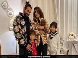 आयुष्मान खुराना ने बेटे विराजवीर के बर्थडे पर लिखा इमोशनल पोस्ट, कहा- तुम में मैं खुद को देखता हूं... आयुष्मान खुराना ने बेटे विराजवीर के बर्थडे पर लिखा इमोशनल पोस्ट, कहा- तुम में मैं खुद को देखता हूं...