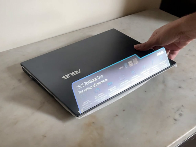 CES 2021: Asus ZenBook Duo UX482E Unboxing & First Look | The Laptop With Two Screens!