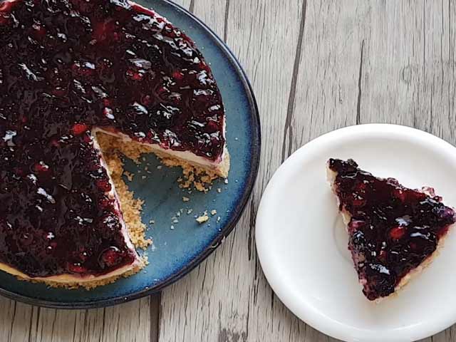 How To Make  Blueberry Cheesecake | Easy Blueberry Cheesecake Recipe Video