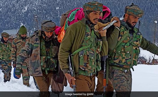Army Helps Pregnant Woman Reach Hospital Amid Heavy Snowfall In Kashmir