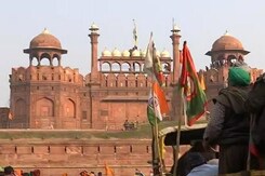 Protesting Farmers Storm Delhi's Iconic Red Fort With Tractors Protesting Farmers Storm Delhi's Iconic Red Fort With Tractors