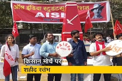 मुंबई के आजाद मैदान में किसान ने बनाया एक शहीद स्तंभ मुंबई के आजाद मैदान में किसान ने बनाया एक शहीद स्तंभ