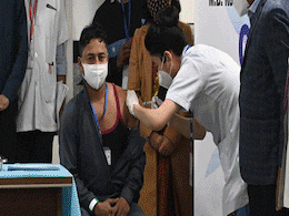 मुंबई में कोरोना के सबसे आगे मोर्चा लेने वाले टॉस्क फोर्स को सबसे पहले टीके का सुरक्षा कवच मुंबई में कोरोना के सबसे आगे मोर्चा लेने वाले टॉस्क फोर्स को सबसे पहले टीके का सुरक्षा कवच