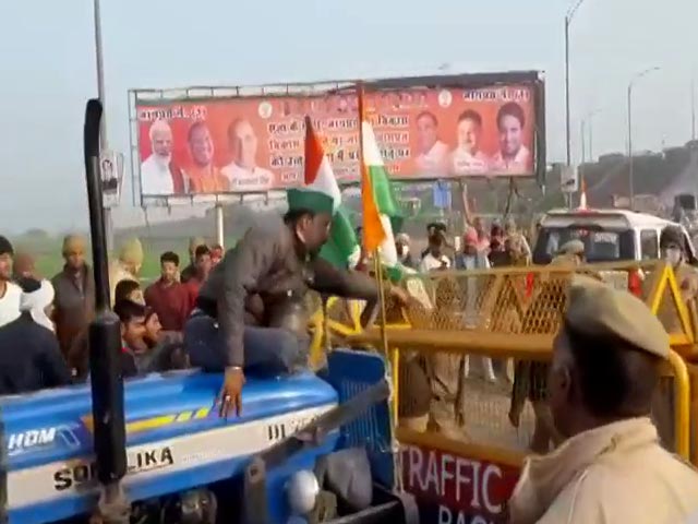 किसानों के समर्थन में बॉलीवुड फिल्म निर्माता का Tweet हुआ Viral, बोले- इंसाफ होगा...