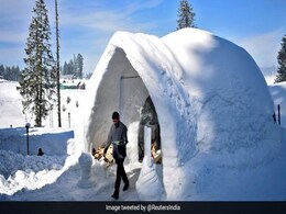 India's First Igloo Cafe Opens In Kashmir And Twitter Is Loving It India's First Igloo Cafe Opens In Kashmir And Twitter Is Loving It